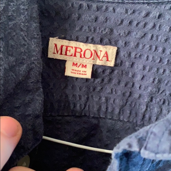 2 casual button downs - Picture 4 of 4